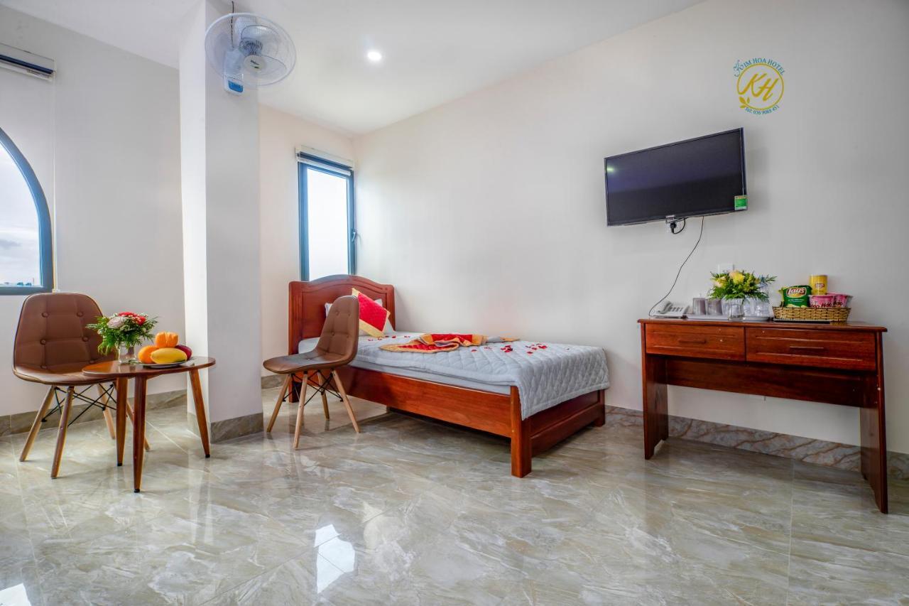 Kim Hoa Hotel Куинён Экстерьер фото