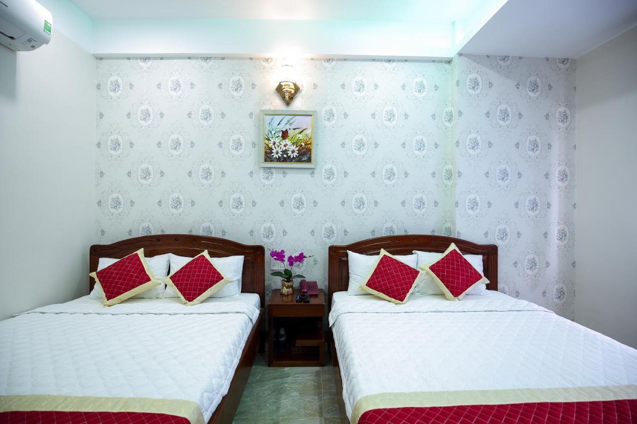 Kim Hoa Hotel Куинён Экстерьер фото