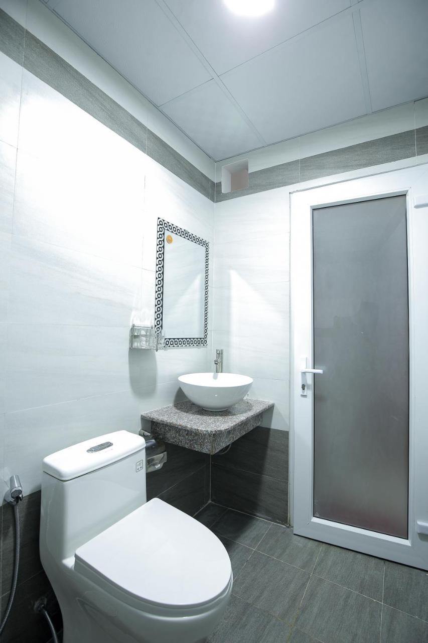 Kim Hoa Hotel Куинён Экстерьер фото
